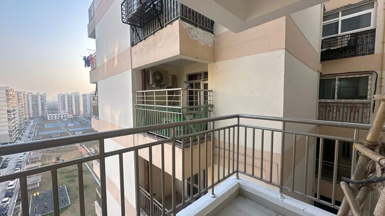 Balcony, sector 19 dwarka 3 Bedroom 1800 Sq.Ft. Apartment In Sector 19 Dwarka Delhi 9933133