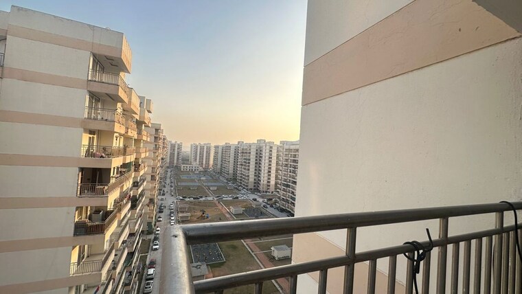 Balcony, sector 19 dwarka 3 Bedroom 1800 Sq.Ft. Apartment In Sector 19 Dwarka Delhi 9933133