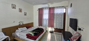 Bedroom in 1.5 BHK Builder Floor at Sector 46 – for Rent