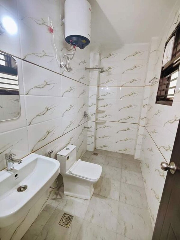 Bathroom, brs nagar 2 Bedroom 1016 Sq.Ft. Builder Floor In Brs Nagar Ludhiana 9933041