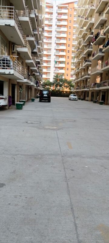 Parking in 2 BHK Apartment at Breez Global Heights, Sohna Sector 33 – for Rent