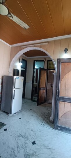 2 BHK Builder Floor For Rent in Rohini Sector 8