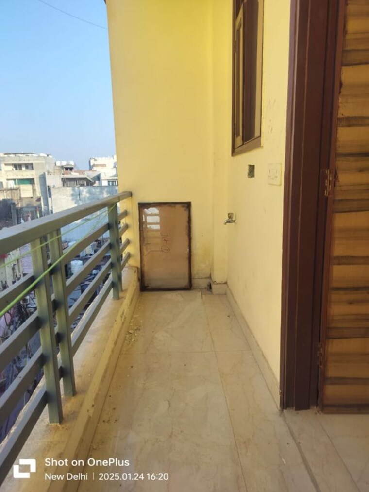 Balcony, palm-residency-chhatarpur 1 Bedroom 500 Sq.Ft. Apartment In Rajpur Khurd Extension Delhi 9933296