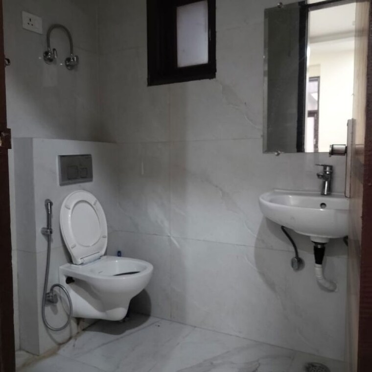 Bathroom, palm-residency-chhatarpur 1 Bedroom 500 Sq.Ft. Apartment In Rajpur Khurd Extension Delhi 9933296