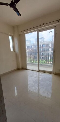 2 BHK Apartment For Rent in Kosmos Heights