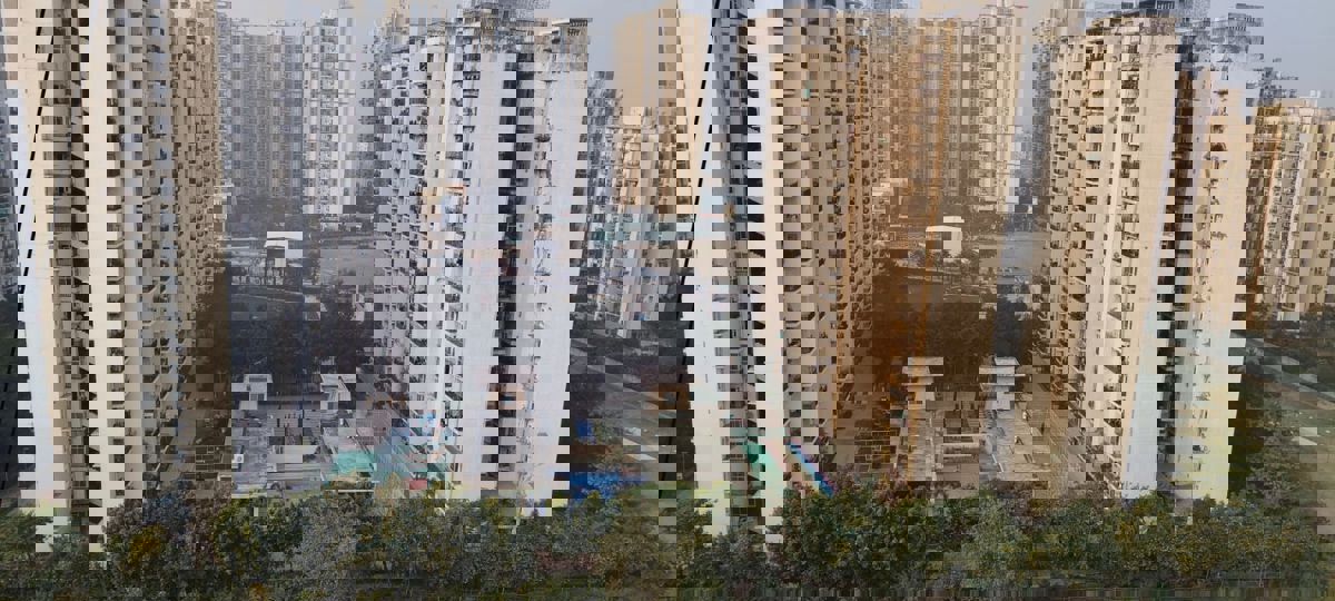 3.5 BHK + Servant Room 1750 Sq.Ft. Apartment in Gardenia Golf City