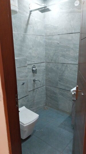 Bathroom in 3 BHK Builder Floor at Sector 46 – for Rent