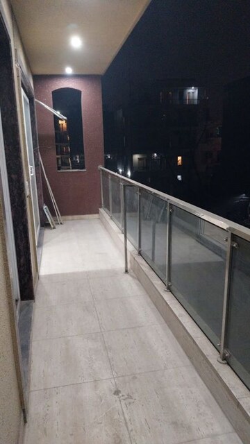 Balcony in 3 BHK Builder Floor at Sector 46 – for Rent