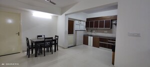 Room in 3 BHK Builder Floor at Koramangala – for Rent
