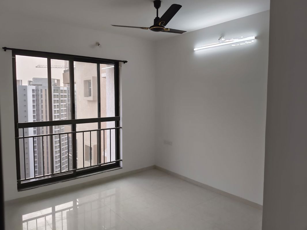 2 BHK Apartment For Rent in Pride World City Wellington