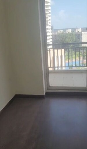 Room in 3 BHK Apartment at Bestech Park View Altura, Sector 79 – for Rent
