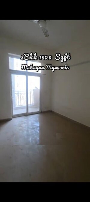 Room in 3 BHK Apartment at Mahagun Mywoods, Sector 16c Greater Noida – for Sale