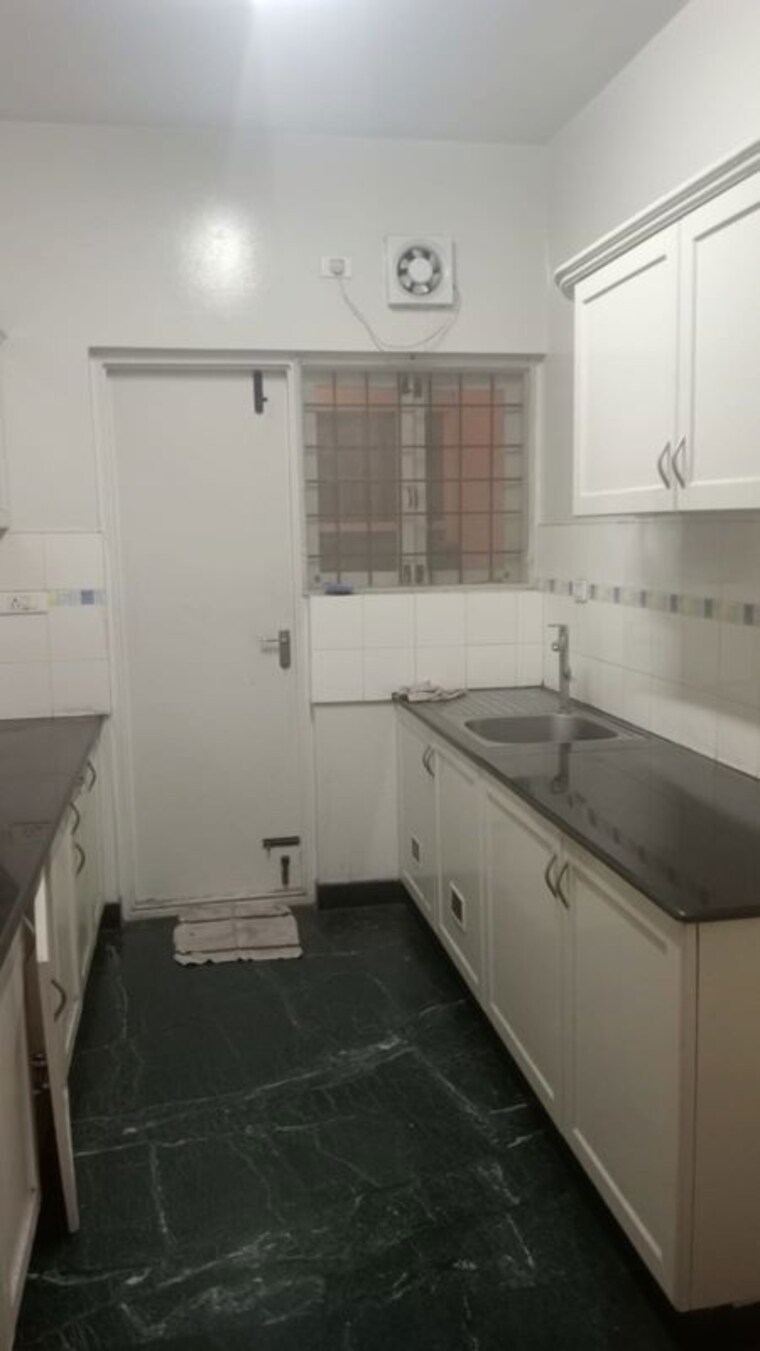 Kitchen, koramangala 3 Bedroom 1400 Sq.Ft. Builder Floor In Koramangala Bangalore 9933938