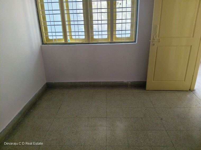 Room, koramangala 2 Bedroom 950 Sq.Ft. Builder Floor In Koramangala Bangalore 9934067