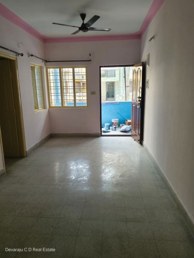 Room, koramangala 2 Bedroom 950 Sq.Ft. Builder Floor In Koramangala Bangalore 9934067
