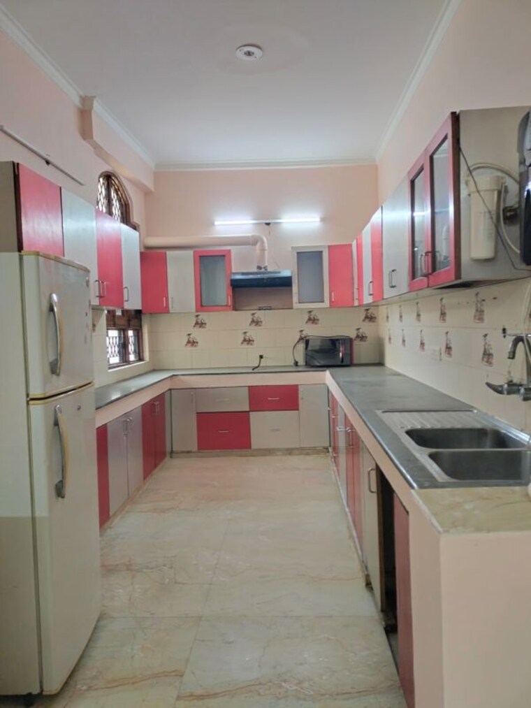 Kitchen, greater kailash ii 3 Bedroom 2500 Sq.Ft. Apartment In Greater Kailash ii Delhi 9934128