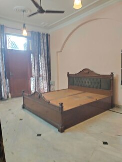 3 BHK + Pooja Room,Servant Room,Study Room,Extra Room Apartment For Rent in Greater Kailash II
