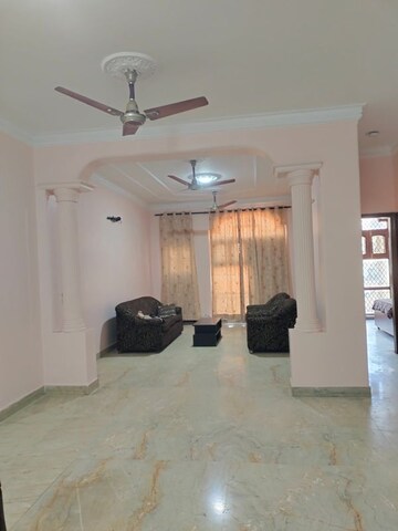 Living Room in 3 BHK Apartment at Greater Kailash ii – for Rent