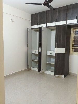 Room in 1 BHK Builder Floor at Koramangala – for Rent
