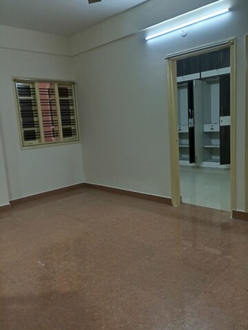 Room in 1 BHK Builder Floor at Koramangala – for Rent