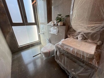 Bathroom in 4 BHK Apartment at Prestige Jasdan Classic, Mahalaxmi – for Sale