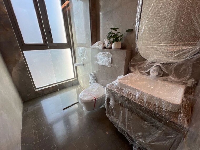 Bathroom, prestige-jasdan-classic 4 Bedroom 2340 Sq.Ft. Apartment In Mahalaxmi Mumbai 9934203