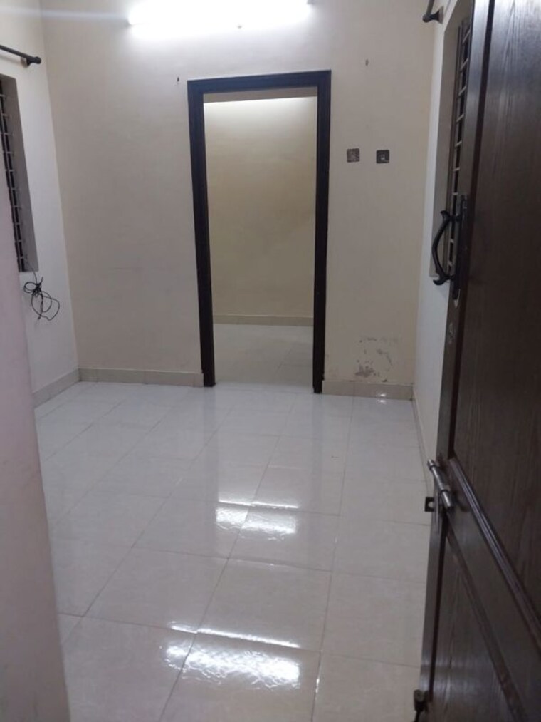Bathroom, koramangala 1 RK 250 Sq.Ft. Builder Floor In Koramangala Bangalore 9934418