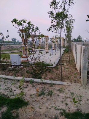  Plot – Exterior View View at Sector 33 - for Sale