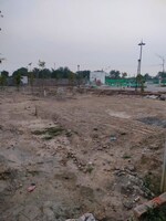 81 Sq.Yd. Plot in Sector 33