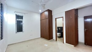 Room in 3 BHK Builder Floor at Hsr Layout – for Rent