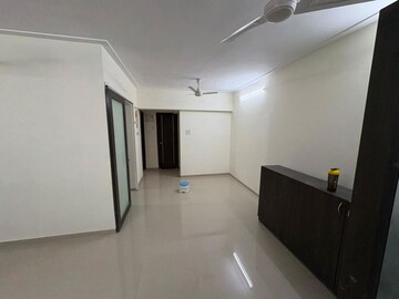 Room in 1 BHK Apartment at Raunak Bliss, Ghodbunder Road – for Rent