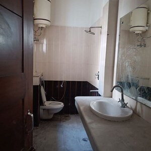 Bathroom in 2 BHK Builder Floor at Sector 46 – for Rent