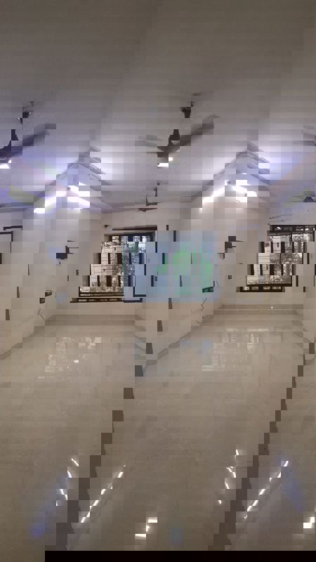 2 BHK 800 Sq.Ft. Apartment in Upvan Tower