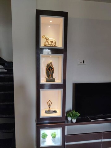 Furnished Amenities in 2 BHK Apartment at Tulip Violet, Sector 69 – for Rent