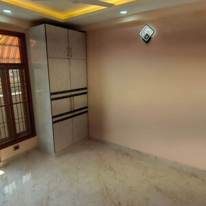 Room in 2 BHK Builder Floor at Malviya Nagar – for Rent