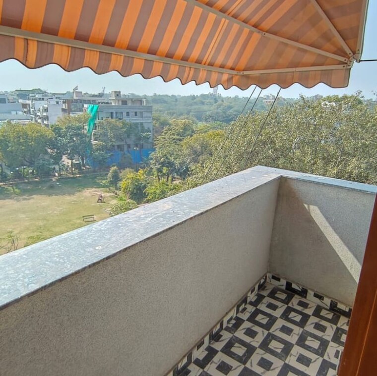 Balcony, malviya nagar 2 Bedroom 900 Sq.Ft. Builder Floor In Malviya Nagar Delhi 9934763