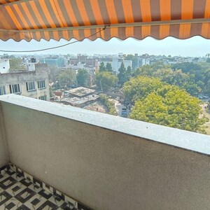 Swimming Pool in 2 BHK Builder Floor at Malviya Nagar – for Rent