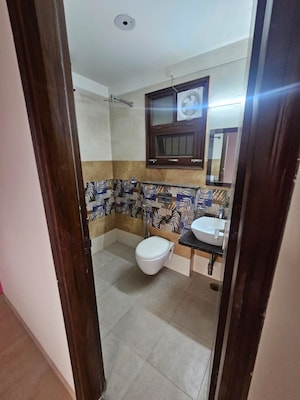 Balcony in 3 BHK Builder Floor at Sector 46 – for Rent