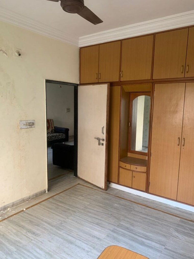 Room, navapura 2 Bedroom 1200 Sq.Ft. Apartment In Navapura Ahmedabad 9934966