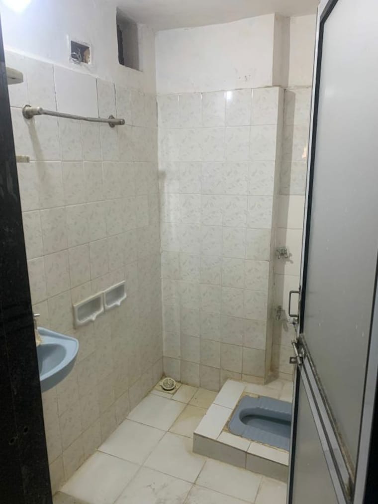 Bathroom, navapura 2 Bedroom 1200 Sq.Ft. Apartment In Navapura Ahmedabad 9934966