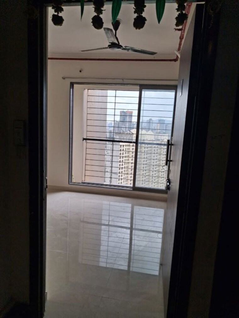 Room, kalpataru-immensa 2 Bedroom 663 Sq.Ft. Apartment In Kolshet Road Thane 9934985