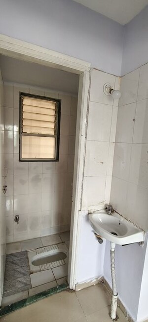 Bathroom in 1 BHK Apartment at Wadgaon Sheri – for Rent