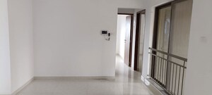 Room in 2 BHK Apartment at Pride Manhattan, Charholi Budruk – for Rent