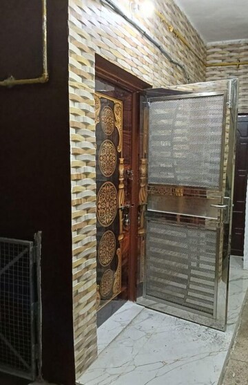 Balcony in 2 BHK Apartment at Nehru Enclave, Gomti Nagar – for Rent