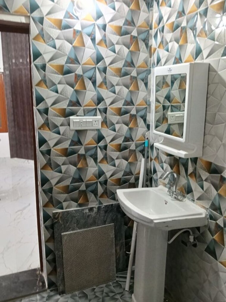 Master Bedroom, nehru-enclave 2 Bedroom 1200 Sq.Ft. Apartment In Gomti Nagar Lucknow 9935297