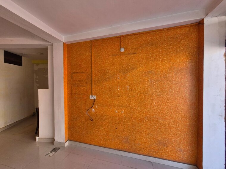 Room, kanka Commercial Office Space 380 Sq.Ft. In Kanka Ranchi 9935295