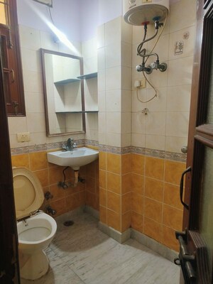 Bathroom in 4 BHK Builder Floor at RWA Apartments Sector 51, Sector 51 – for Rent