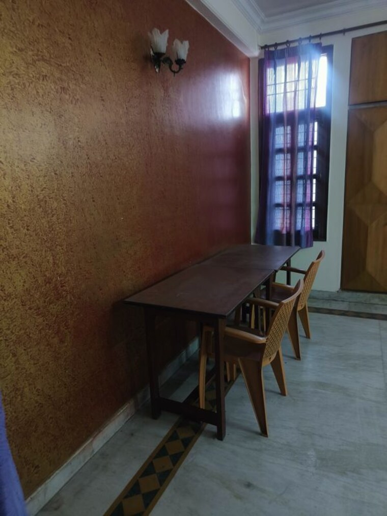 Living Room, rwa-apartments-sector-51 4 Bedroom 3500 Sq.Ft. Builder Floor In Sector 51 Noida 9935312