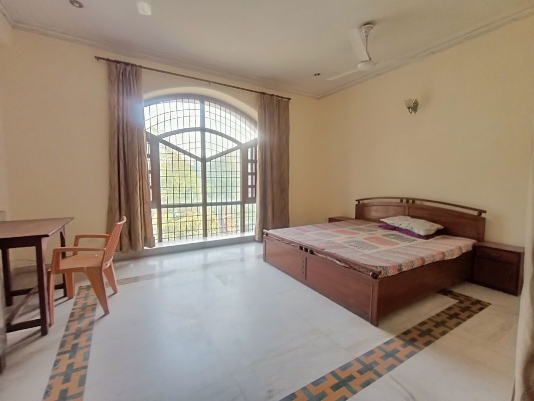 4 BHK + Pooja Room,Extra Room Builder Floor For Rent in RWA Apartments Sector 51
