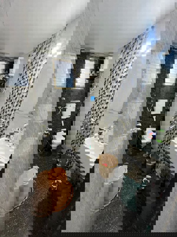 3 BHK 1900 Sq.Ft. Builder Floor in Royal Residency Mira Road